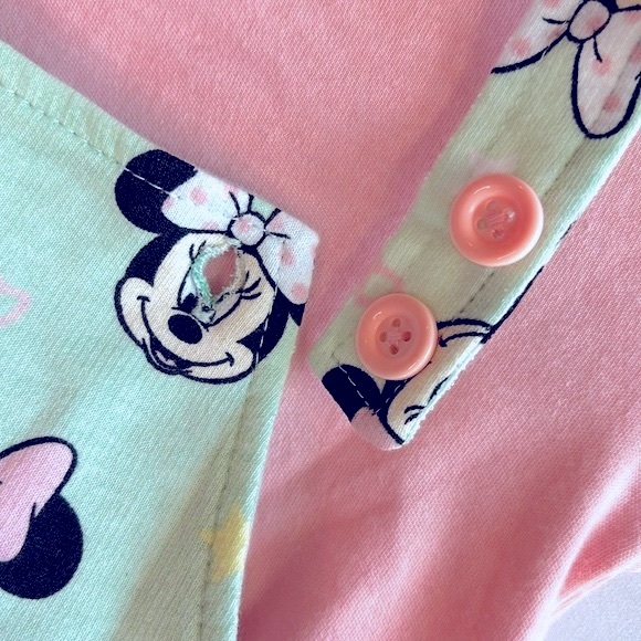 🆕 Disney Minnie Mouse 2-Pc 18M Tee & Snap-Close Adjustable Button Overall Set - Picture 13 of 16
